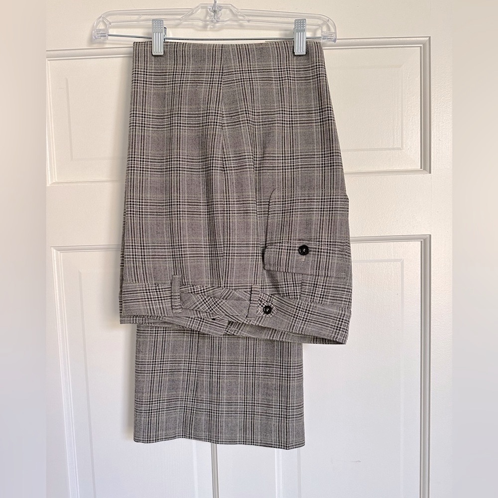 Ann Taylor lined wool blend trousers